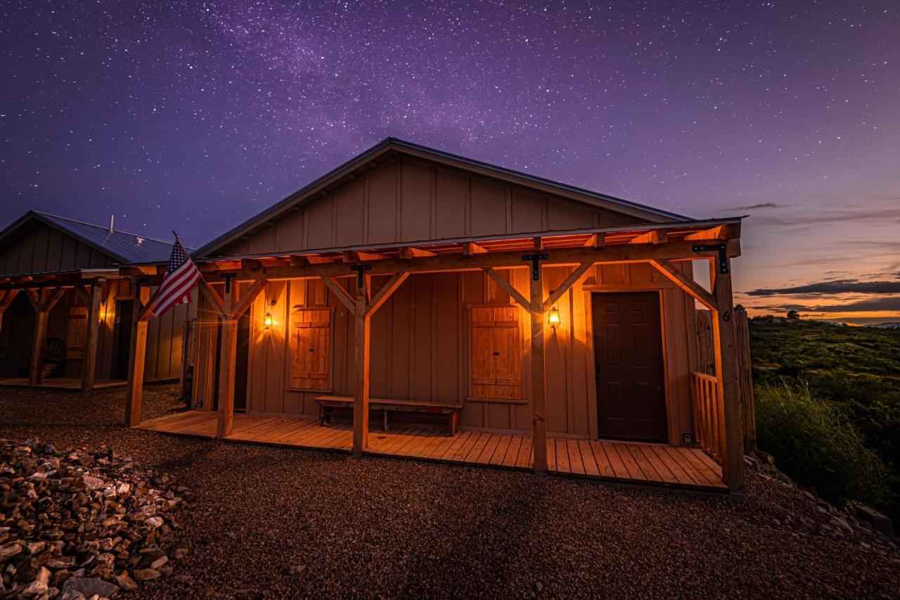 -Pet Friendly- Miners Cabin #6 - King Bed With Private Balcony Tombstone Exterior photo
