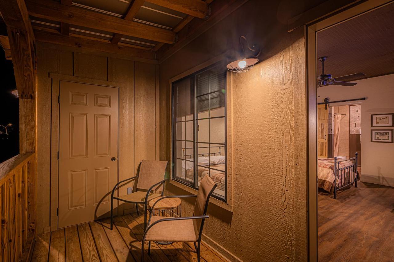 -Pet Friendly- Miners Cabin #6 - King Bed With Private Balcony Tombstone Exterior photo