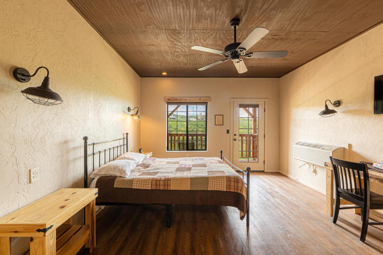 -Pet Friendly- Miners Cabin #6 - King Bed With Private Balcony Tombstone Exterior photo