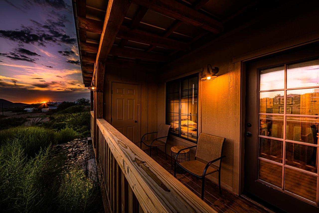 -Pet Friendly- Miners Cabin #6 - King Bed With Private Balcony Tombstone Exterior photo